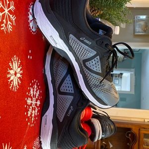 Asics GT-2000 6 mens size 11.5 extra wide 4e very good condition